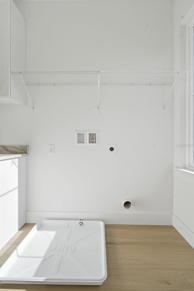 Image 28 of 47 For 1907 Mae Street