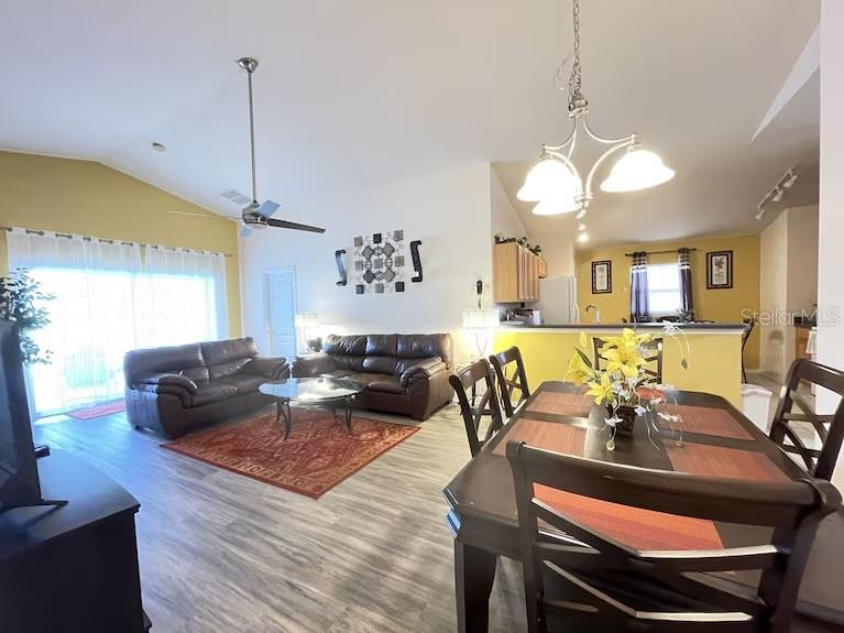 Image 5 of 19 For 136 Starbird Court
