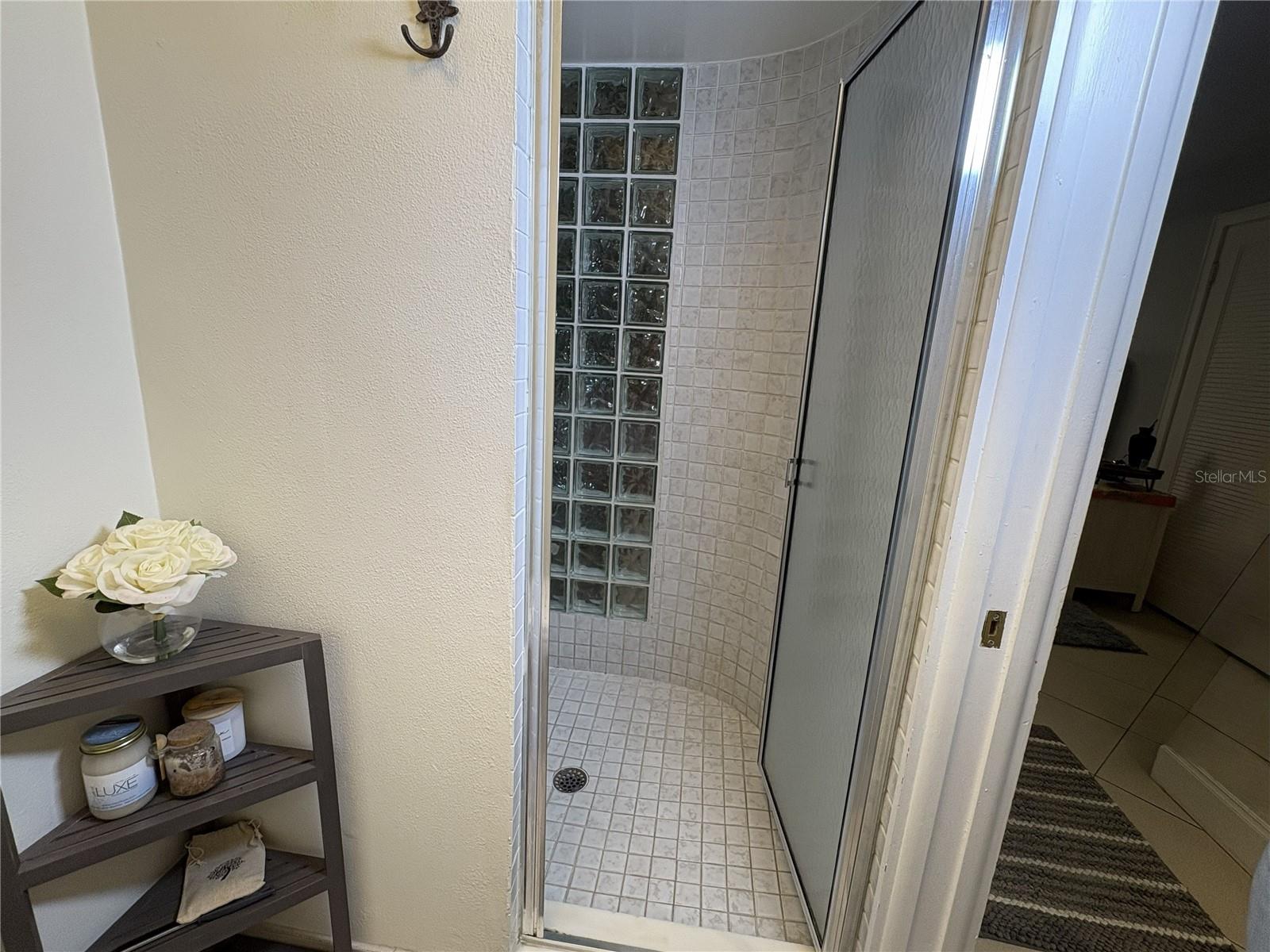 Image 18 of 25 For 1000 Winderley Place 226