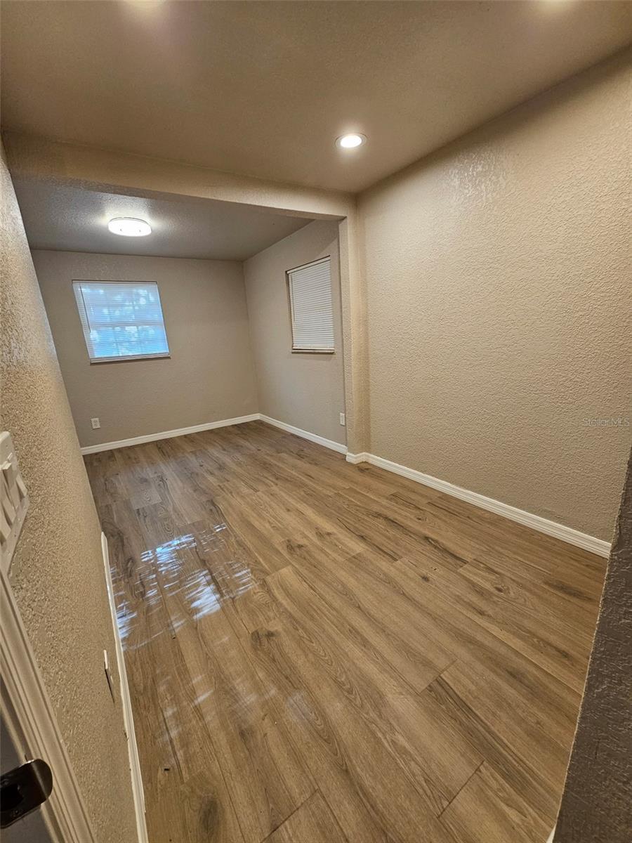 Image 13 of 23 For 1516 Lee Avenue