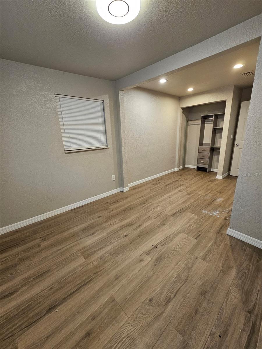 Image 15 of 23 For 1516 Lee Avenue