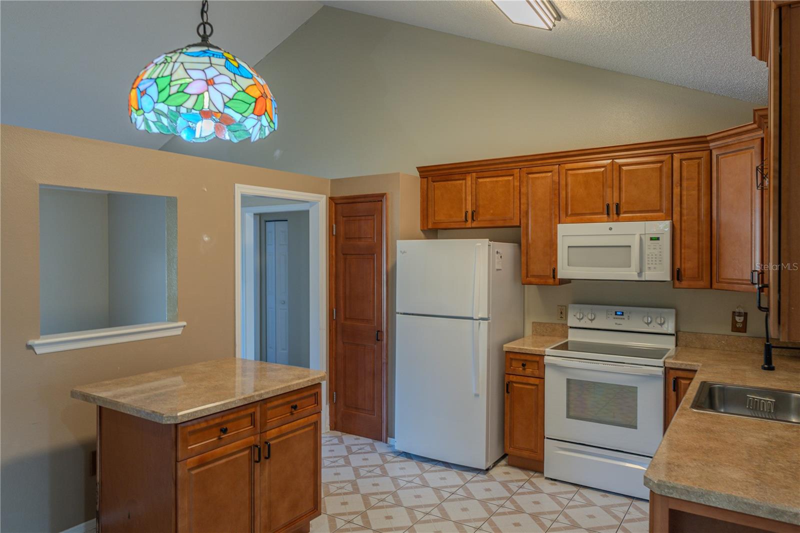 Image 15 of 32 For 1011 Shayler Avenue