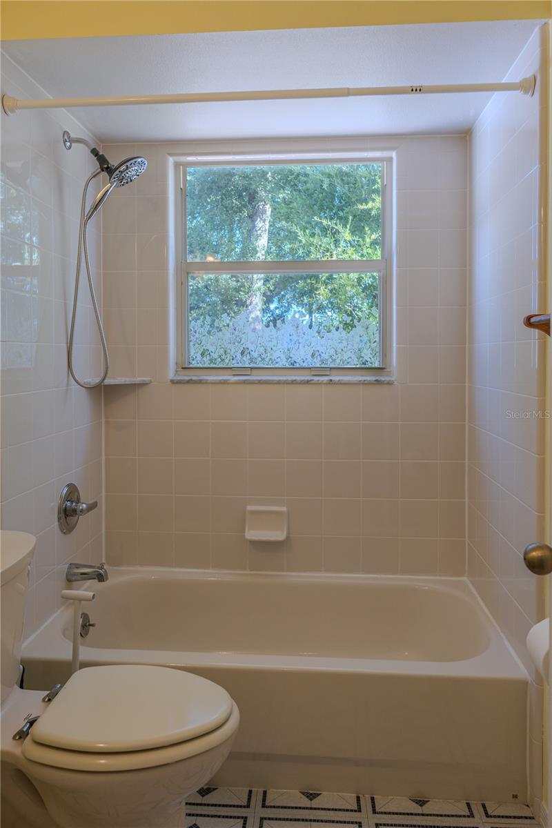 Image 25 of 32 For 1011 Shayler Avenue