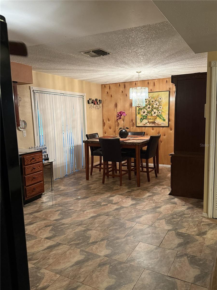 Image 8 of 25 For 3607 Briarcliff Way