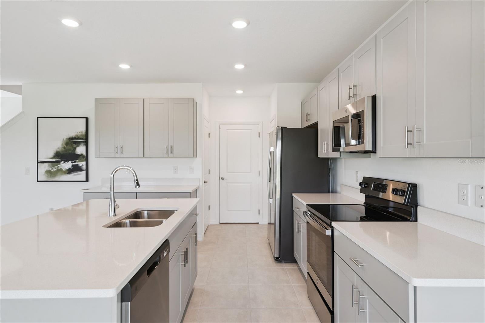 Image 12 of 30 For 4904 Bluebell Court