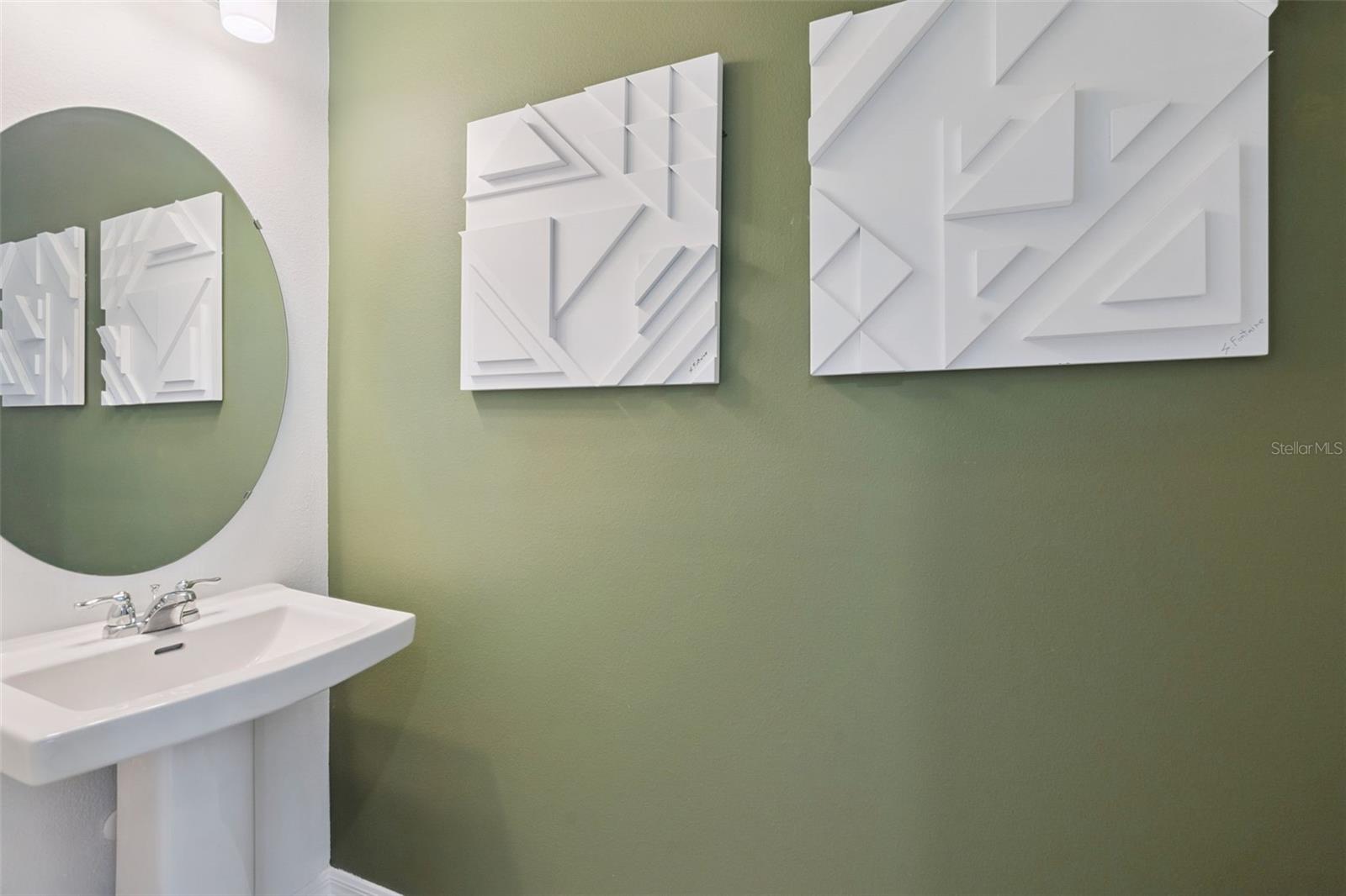 Image 16 of 30 For 4904 Bluebell Court