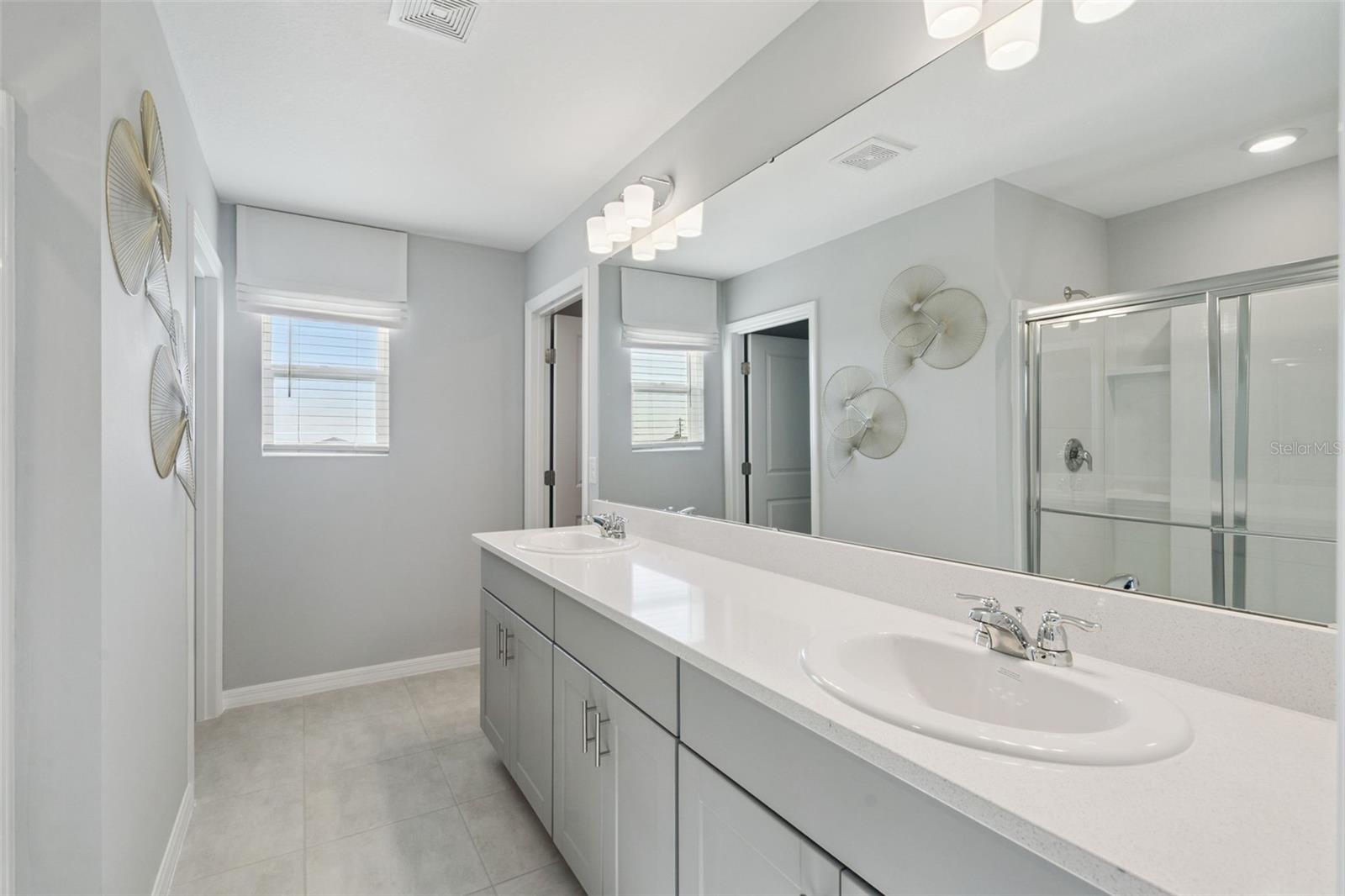 Image 21 of 30 For 4904 Bluebell Court