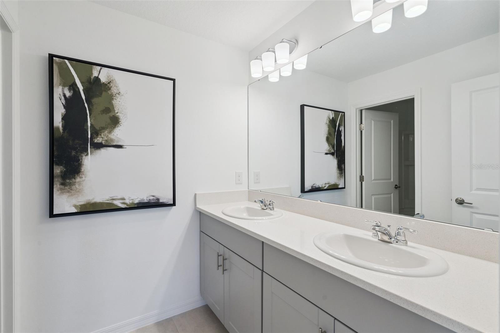 Image 26 of 30 For 4904 Bluebell Court