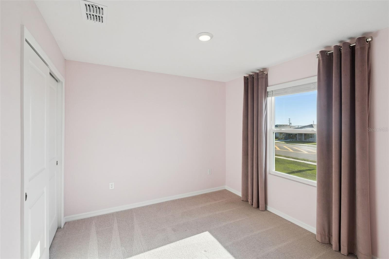 Image 27 of 30 For 4904 Bluebell Court