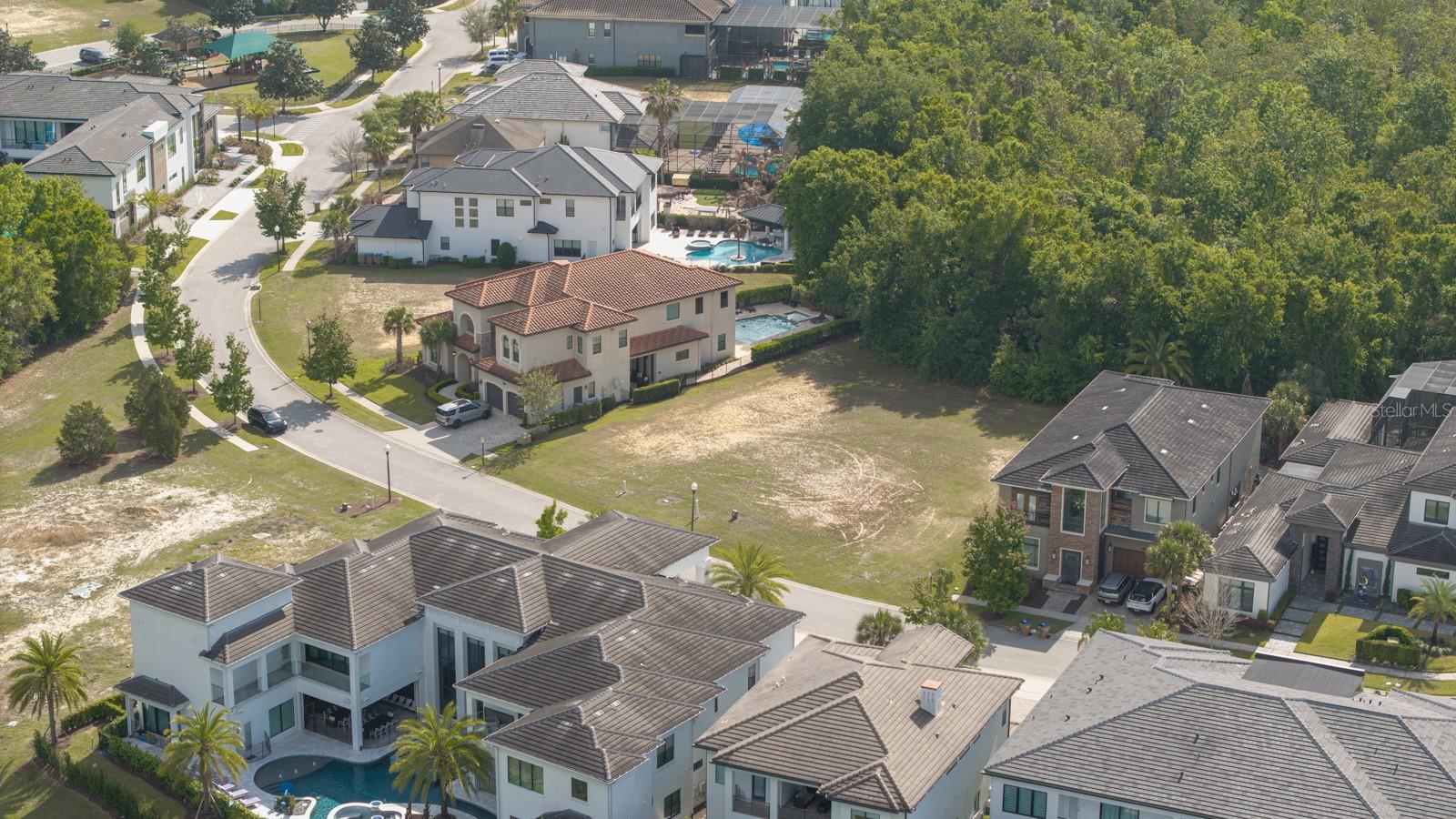 Image 10 of 32 For 8188 Valhalla Terrace