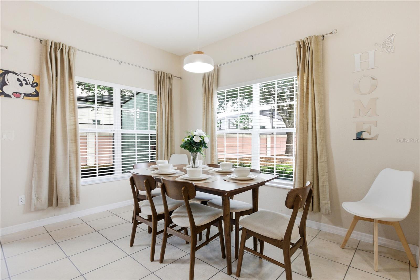 Image 21 of 41 For 2420 Caravelle Circle