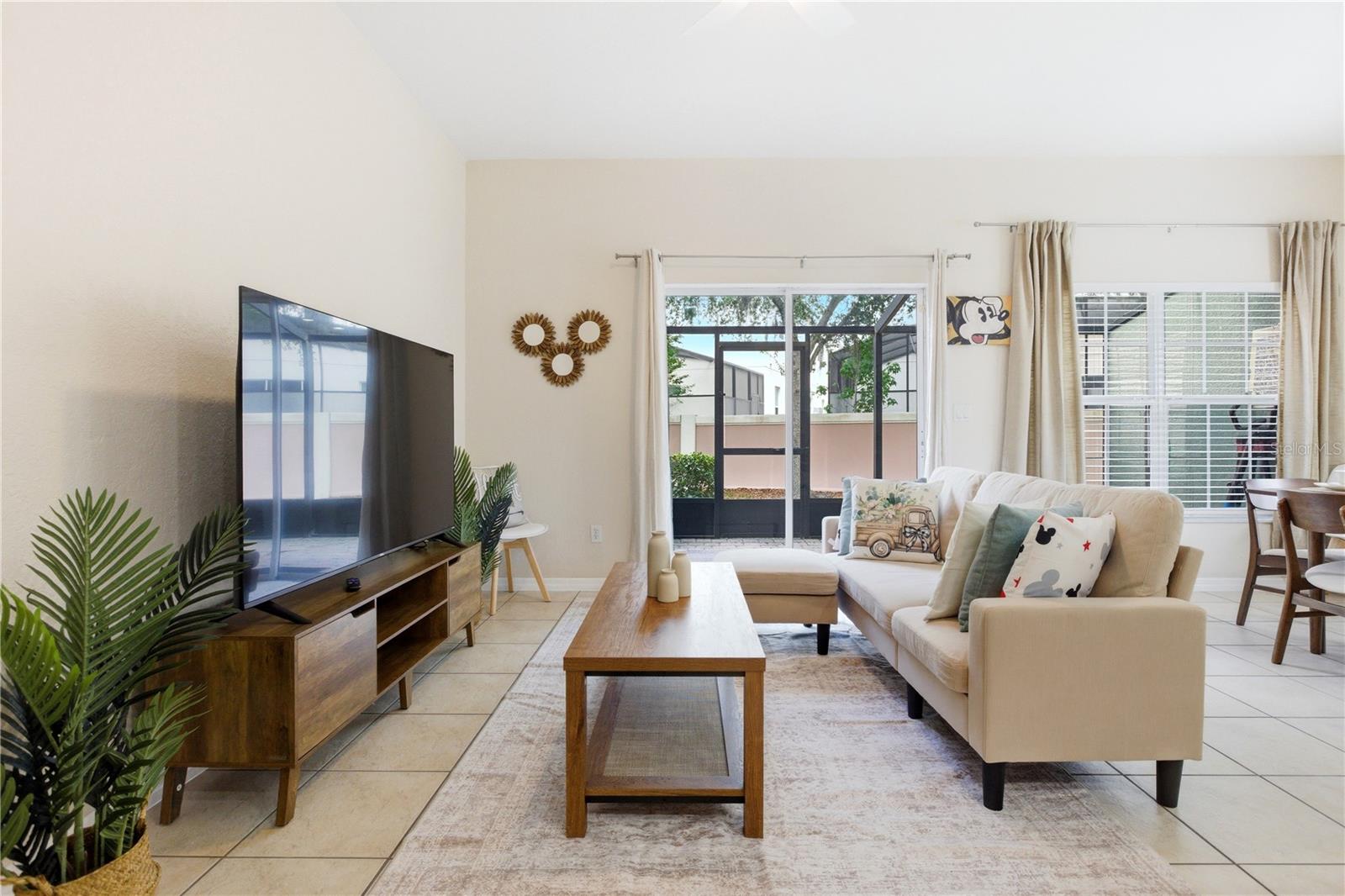 Image 3 of 41 For 2420 Caravelle Circle