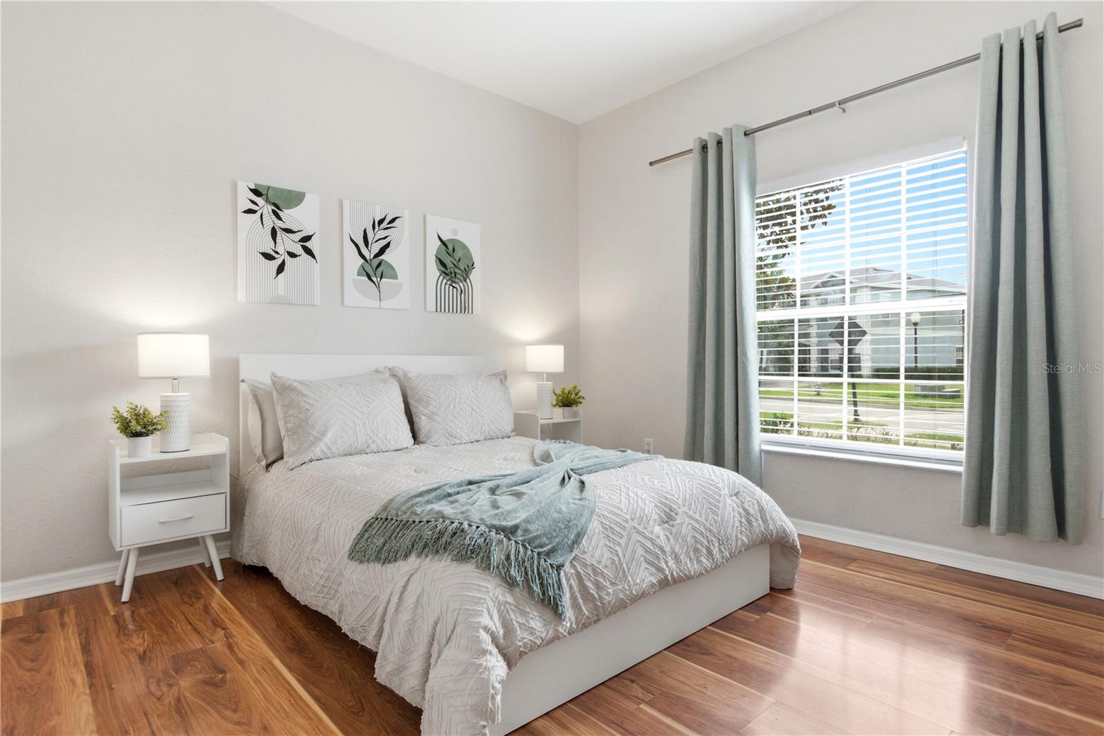 Image 5 of 41 For 2420 Caravelle Circle