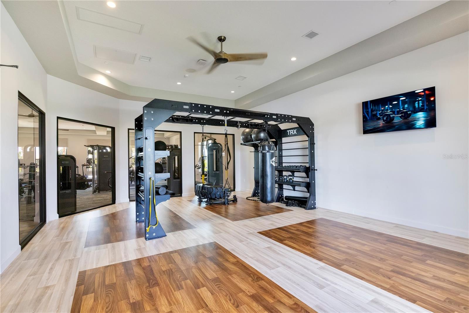 Image 27 of 47 For 2865 Fitness St
