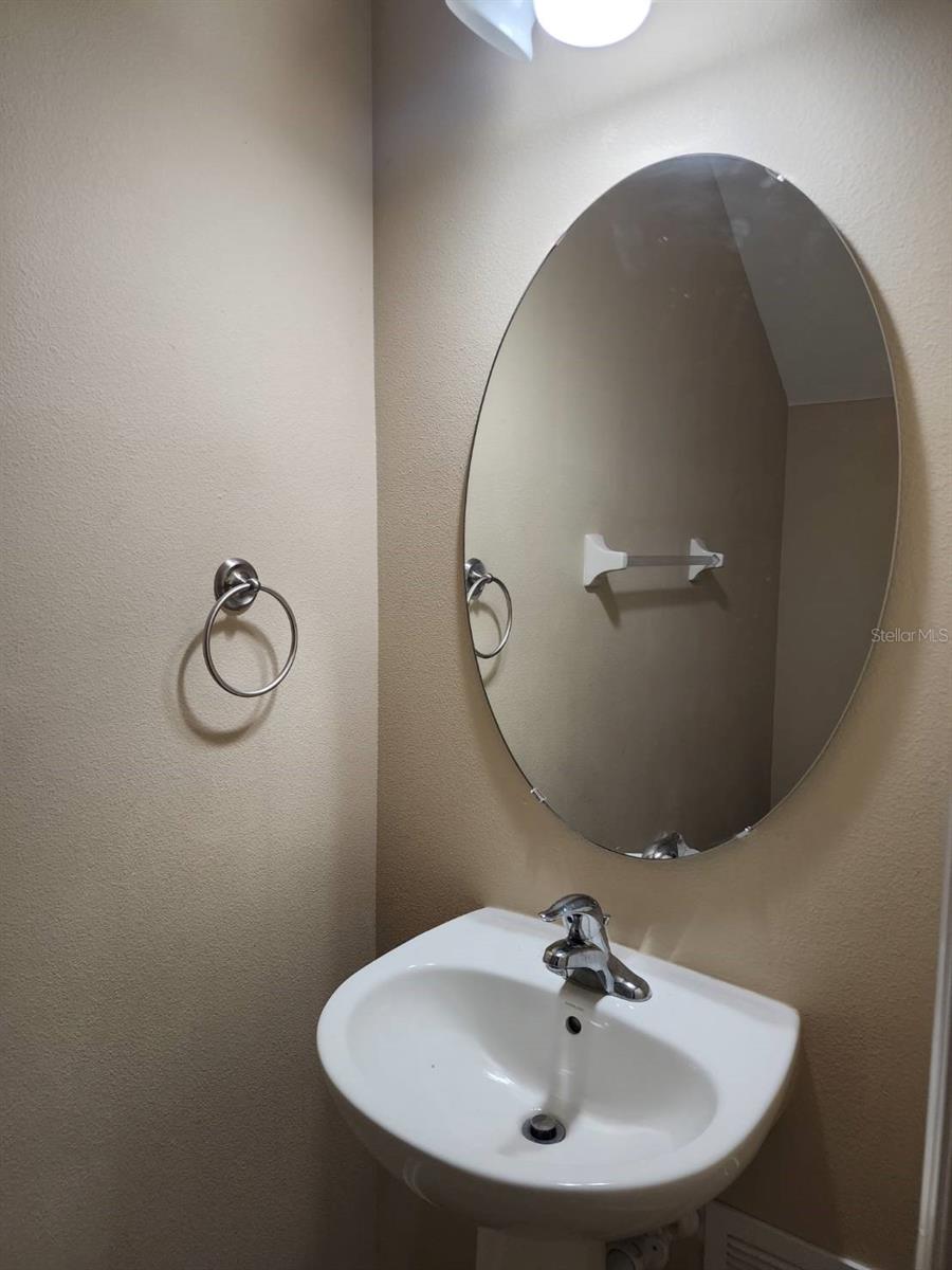 Image 10 of 21 For 226 Windflower Way