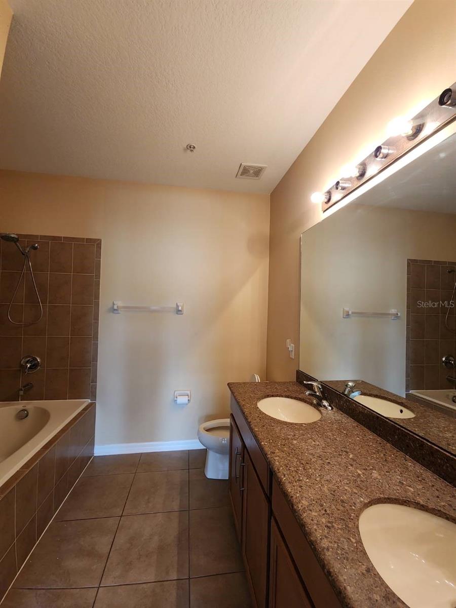 Image 19 of 21 For 226 Windflower Way