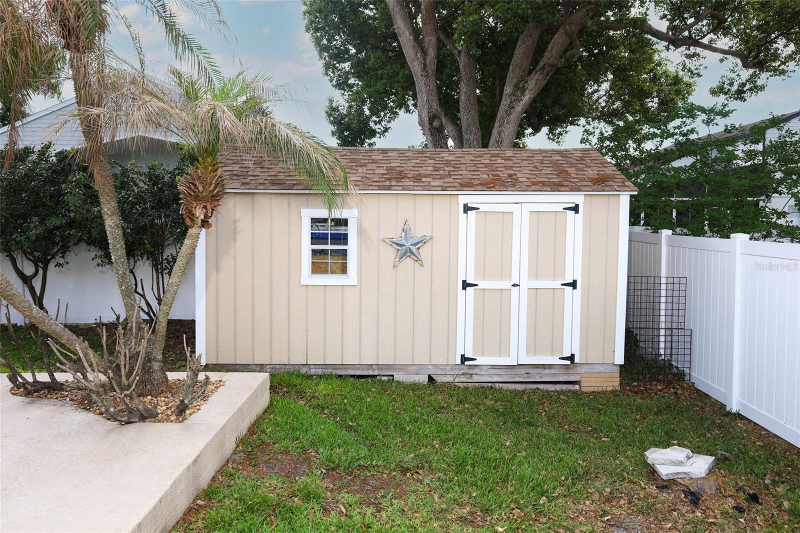 Image 40 of 52 For 9271 Bent Arrow Cove