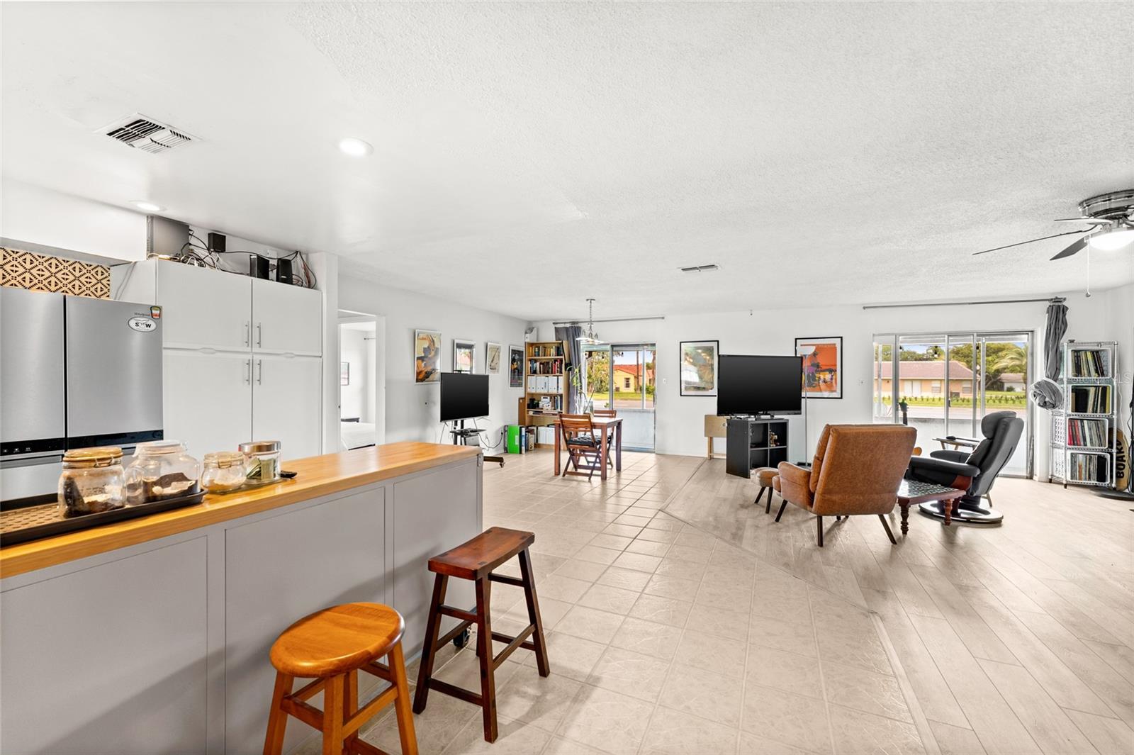 Image 3 of 32 For 10760 Wilderness Court