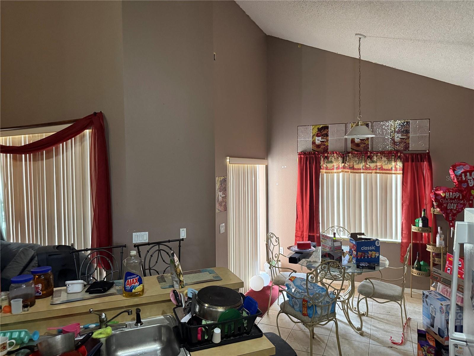 Image 18 of 55 For 8128 Yellow Crane Drive