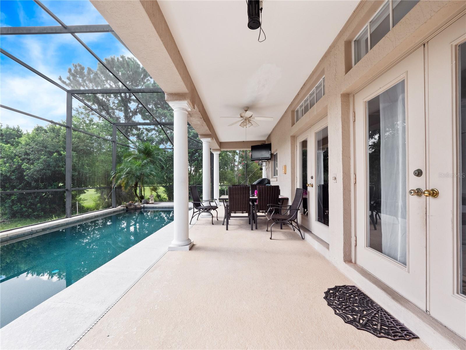 Image 27 of 48 For 2072 Stone Cross Circle