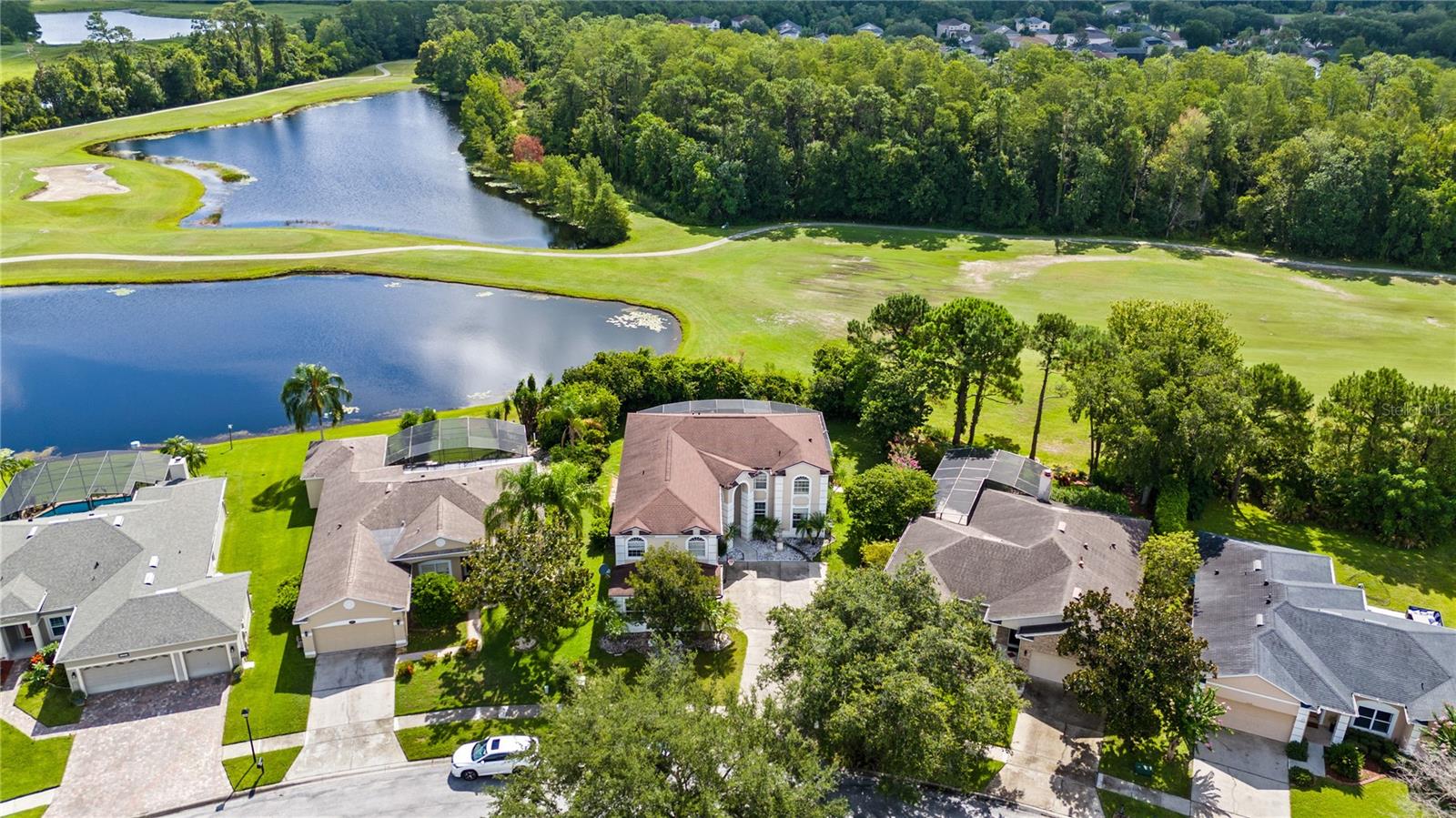 Image 31 of 48 For 2072 Stone Cross Circle