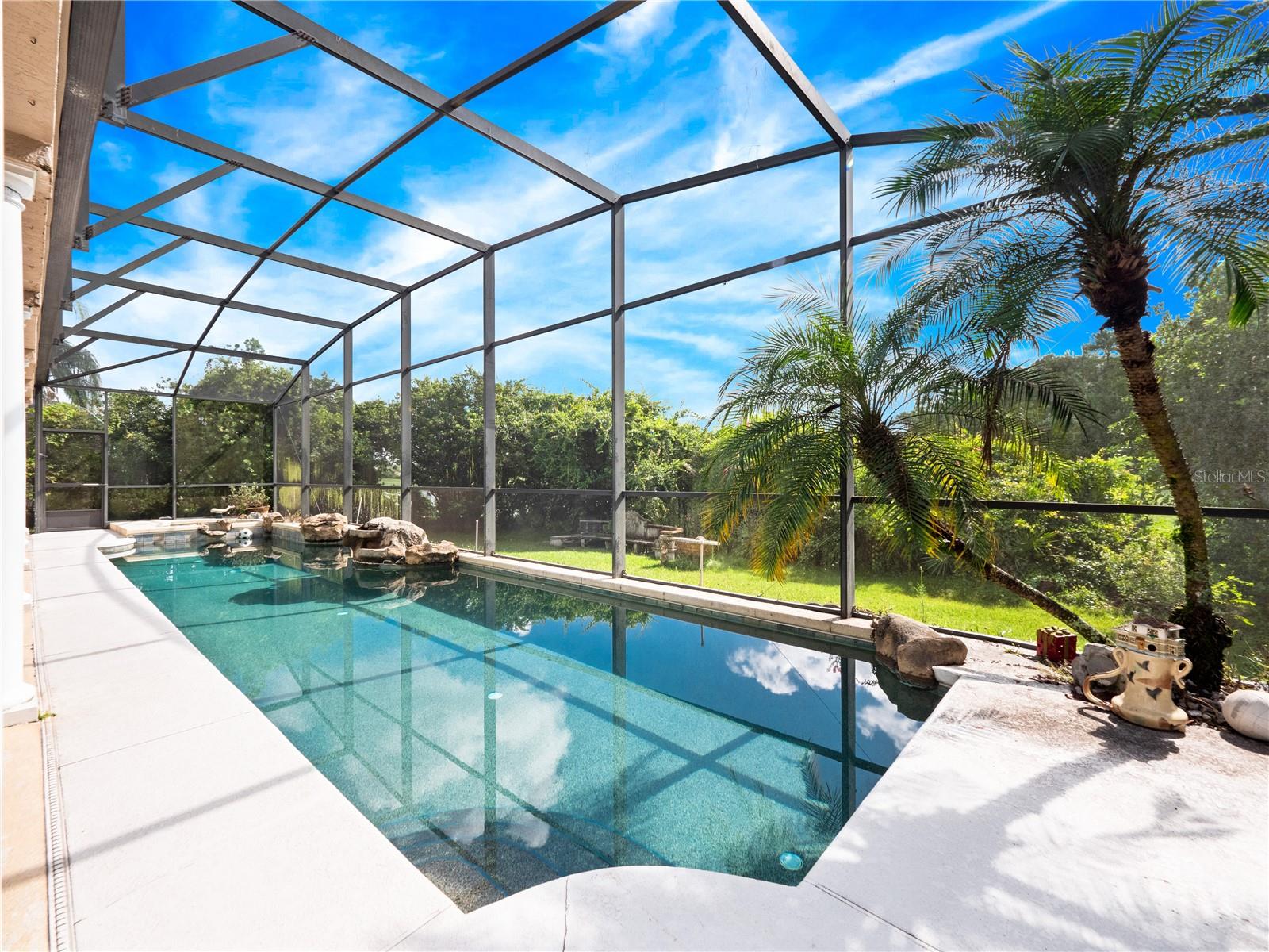 Image 4 of 48 For 2072 Stone Cross Circle