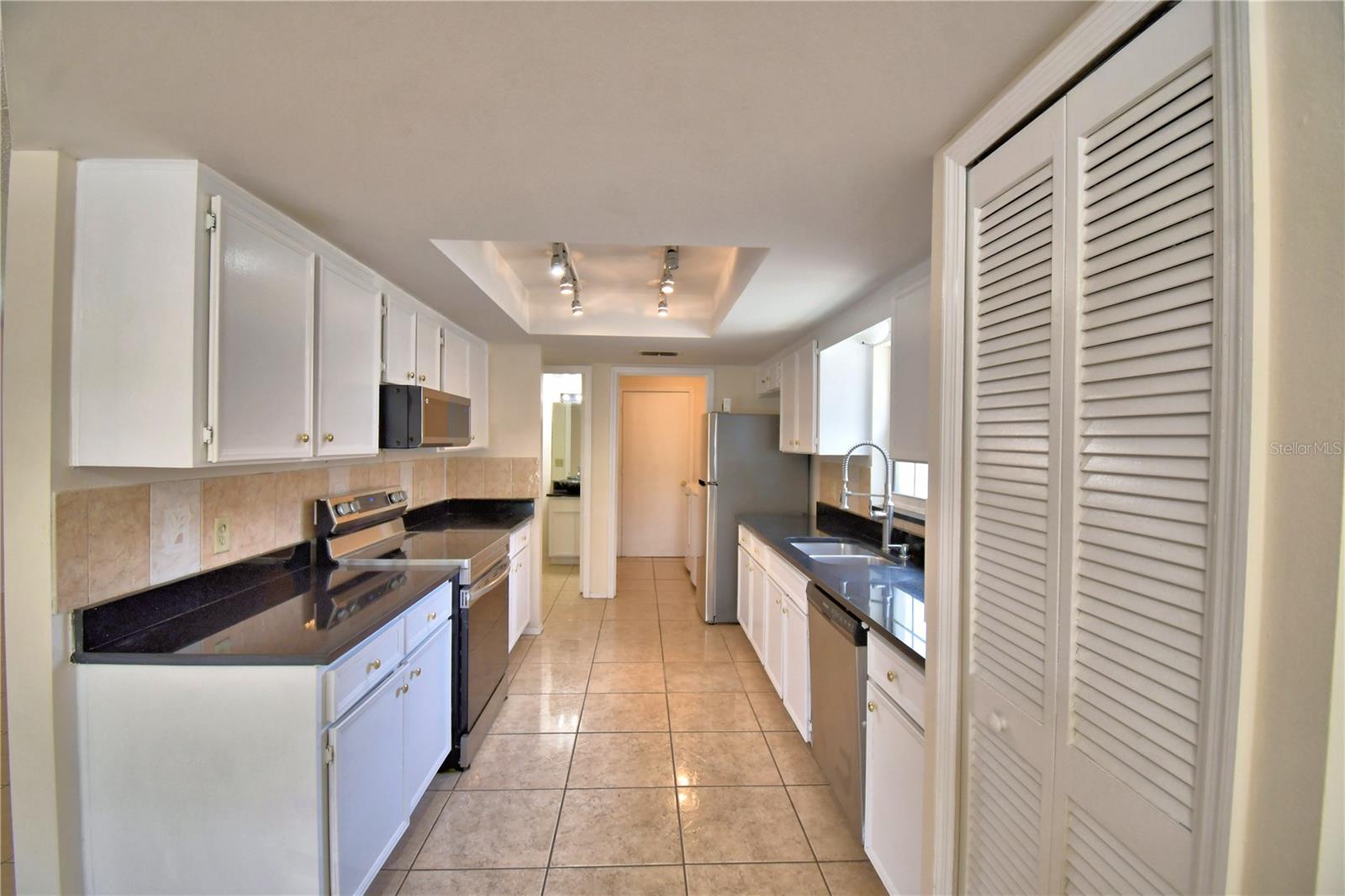 Image 12 of 55 For 11701 Minto Court