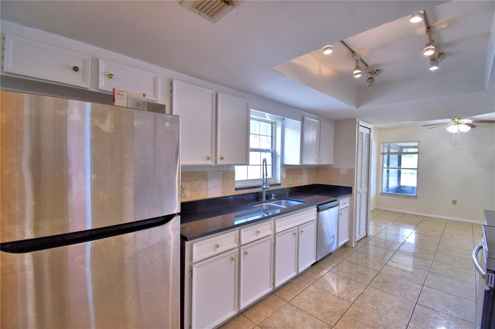 Image 18 of 55 For 11701 Minto Court