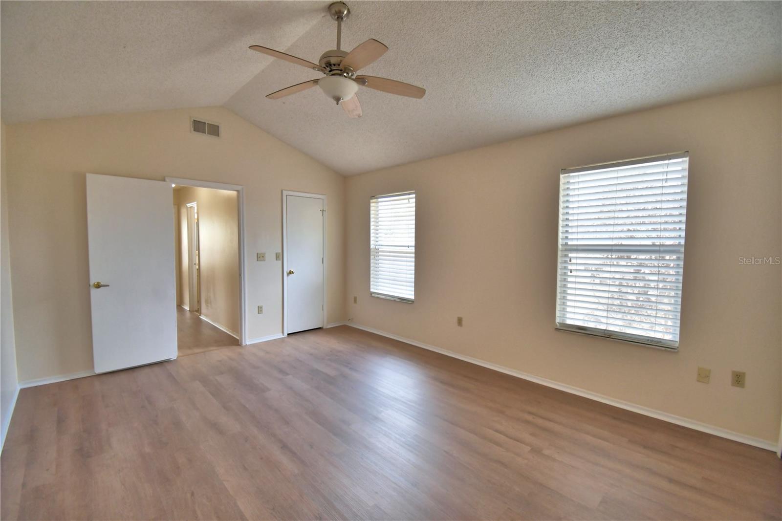 Image 30 of 55 For 11701 Minto Court