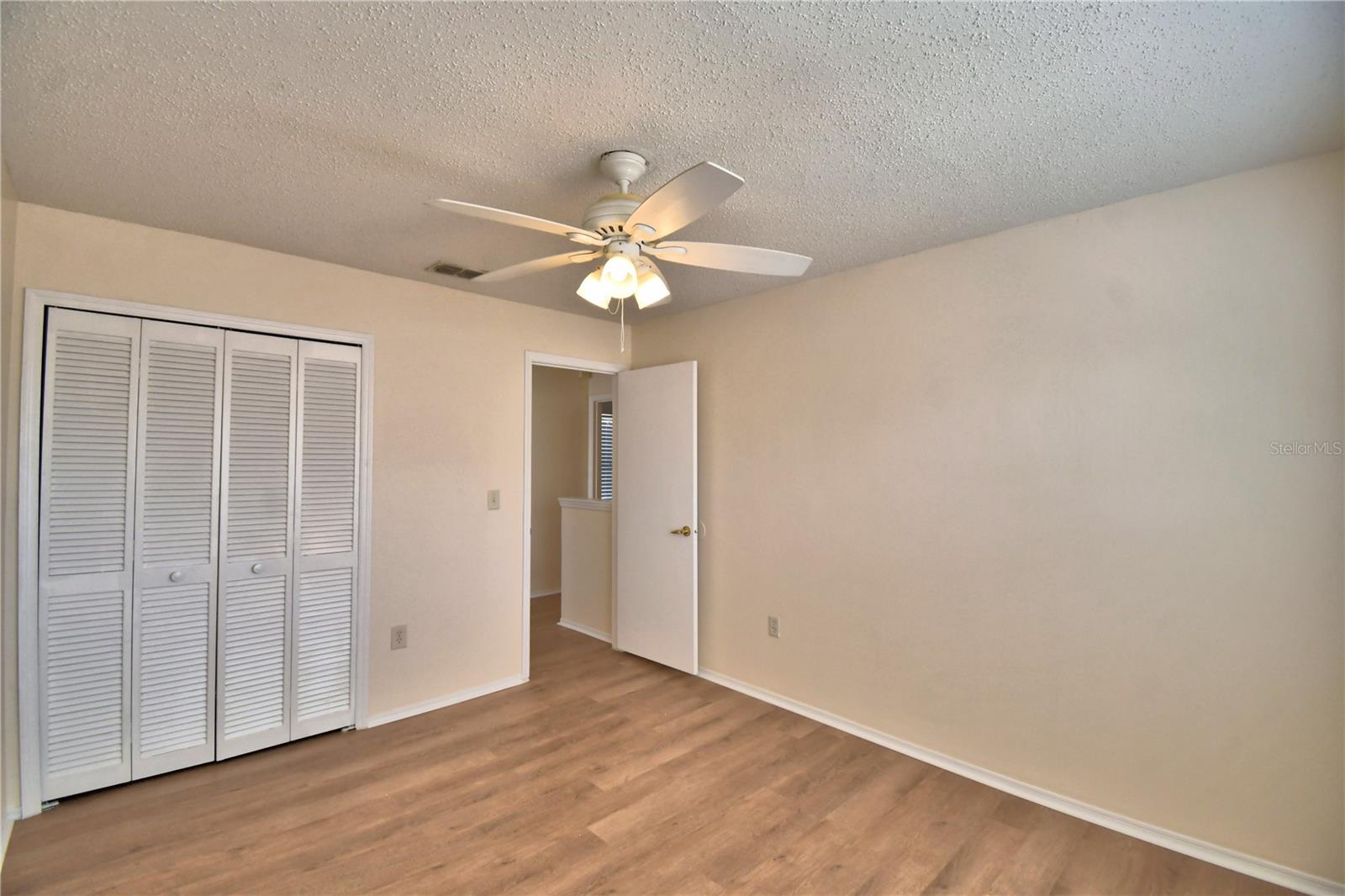 Image 37 of 55 For 11701 Minto Court