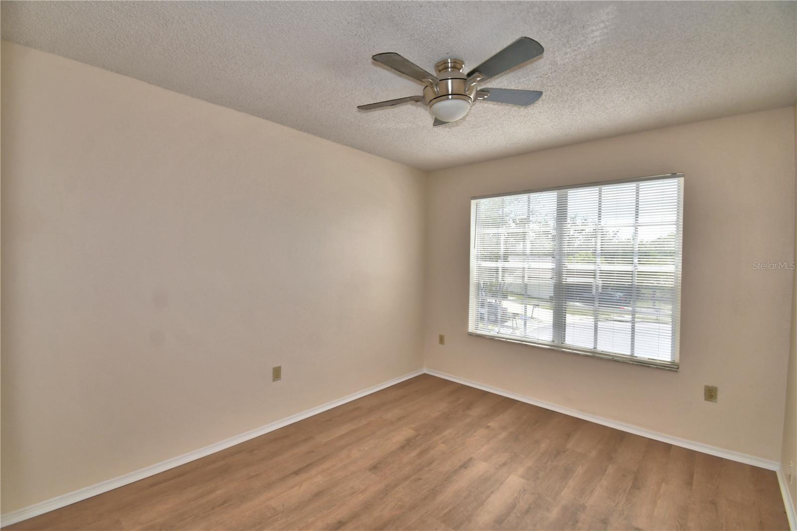 Image 41 of 55 For 11701 Minto Court