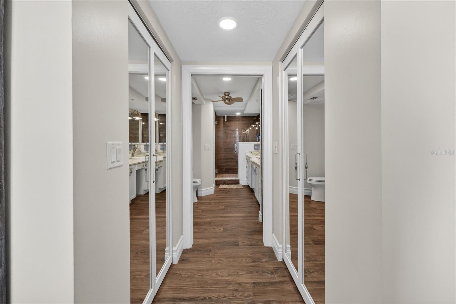 Image 25 of 39 For 4631 Atlantic Avenue 8202