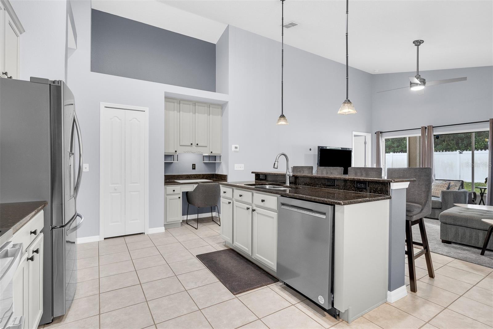 Image 14 of 39 For 2154 Oakington Street