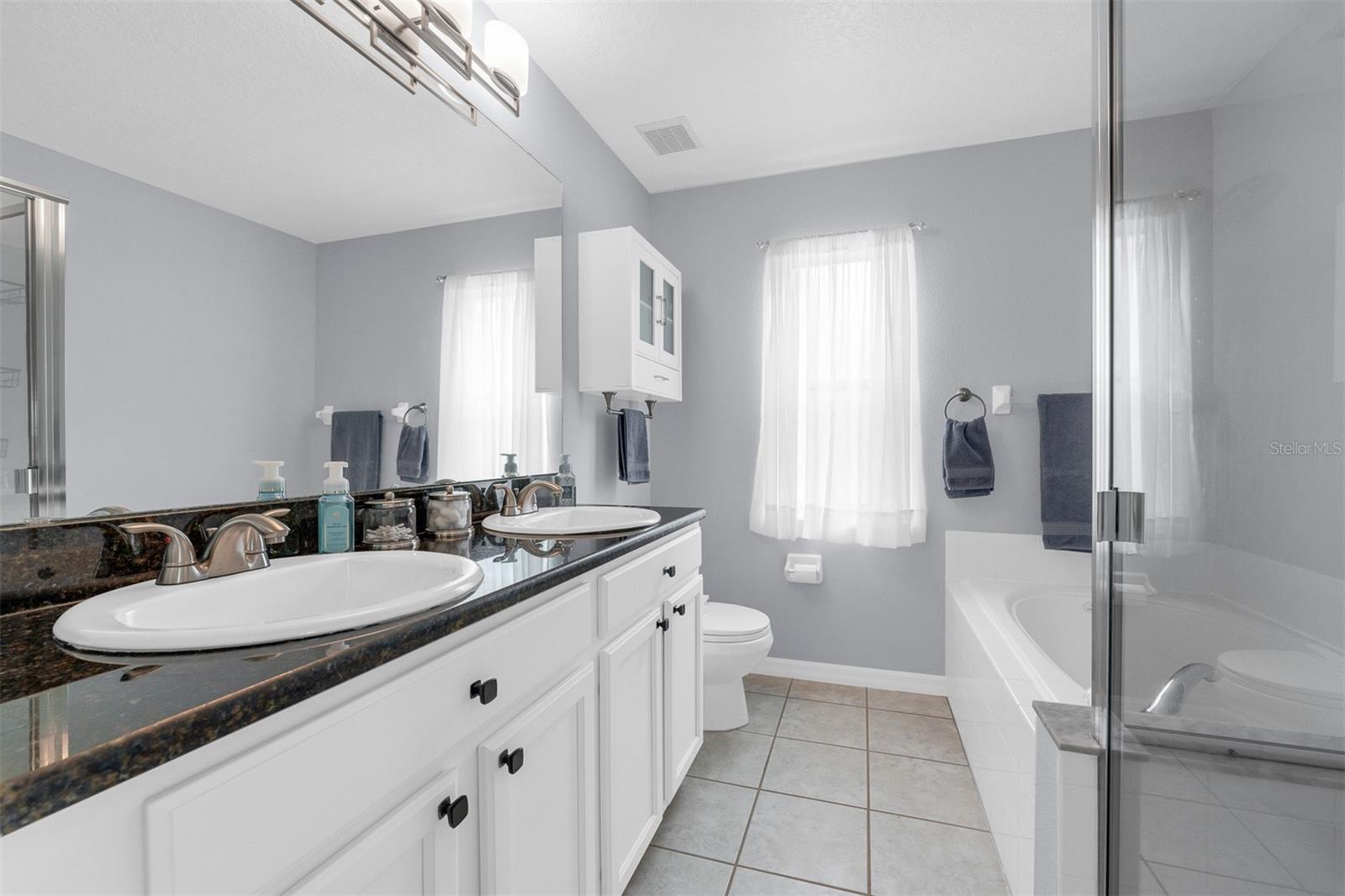 Image 21 of 39 For 2154 Oakington Street