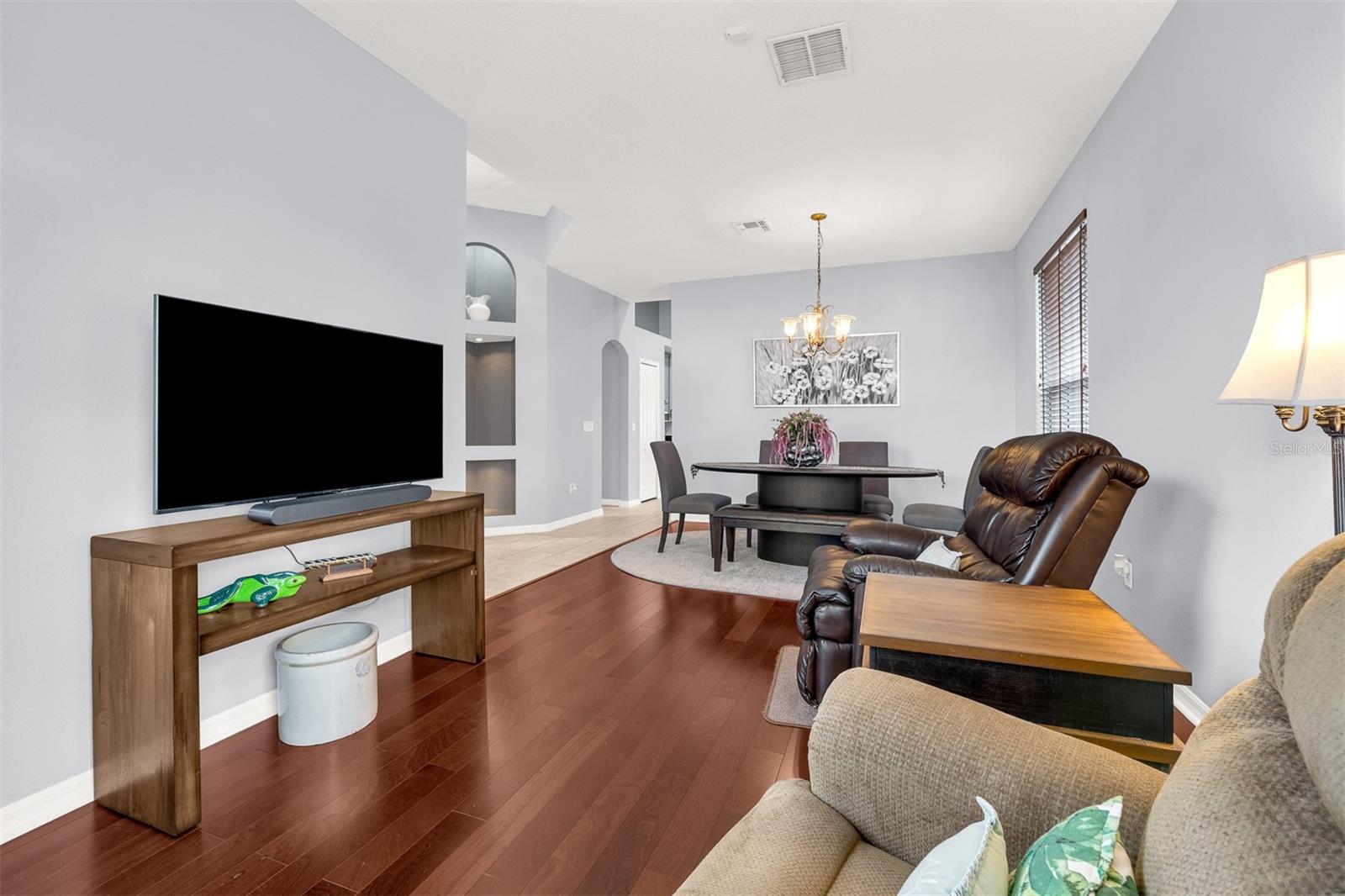 Image 7 of 39 For 2154 Oakington Street