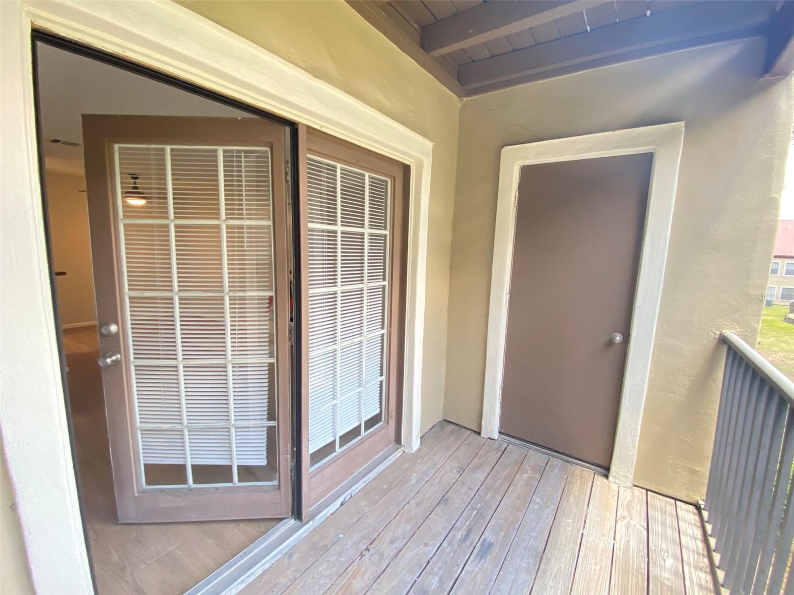 Listing photo id 9 for 208 Afton Square 203