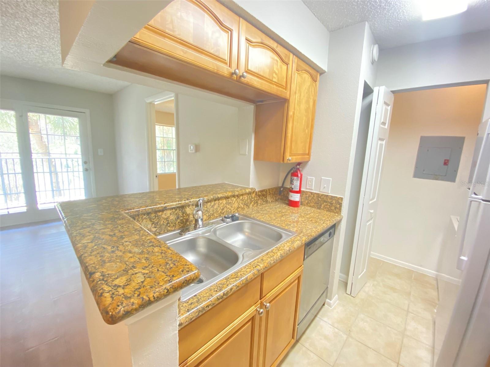 Listing photo id 1 for 208 Afton Square 203