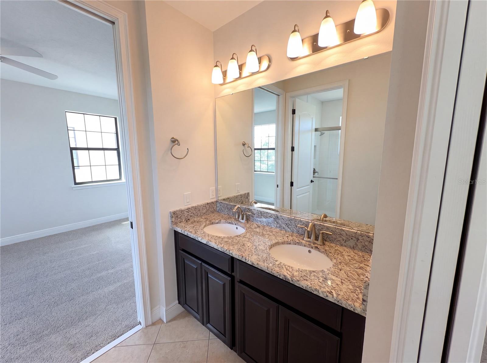 Image 28 of 35 For 13190 Woodford Street