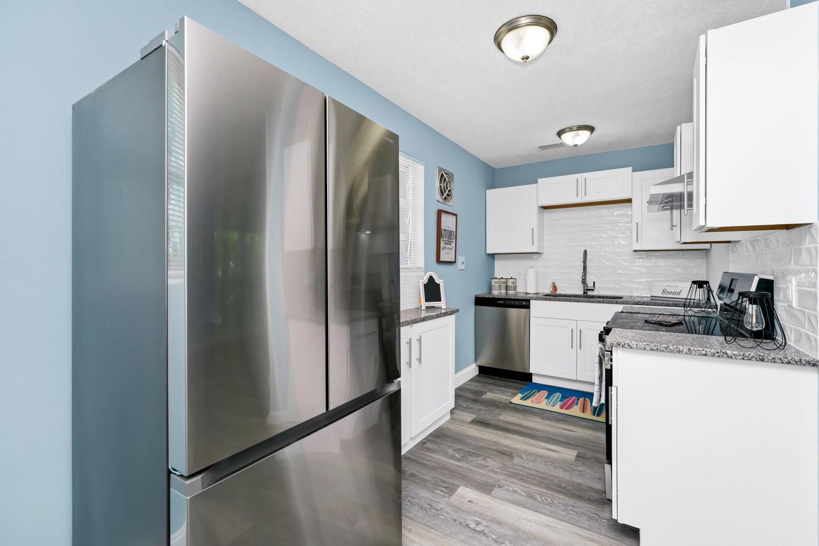 Image 10 of 38 For 511 Alder Avenue