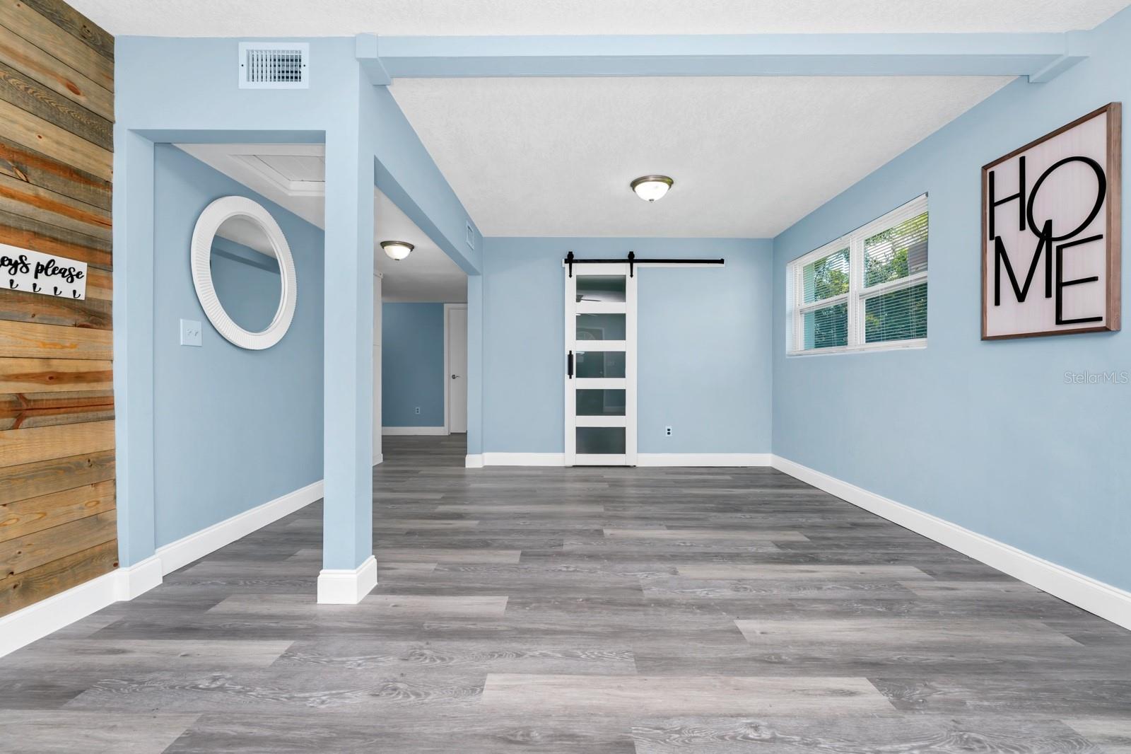 Image 25 of 38 For 511 Alder Avenue