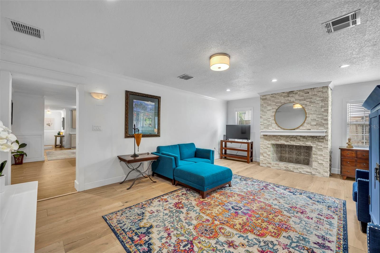 Image 15 of 45 For 1611 Chestnut Avenue