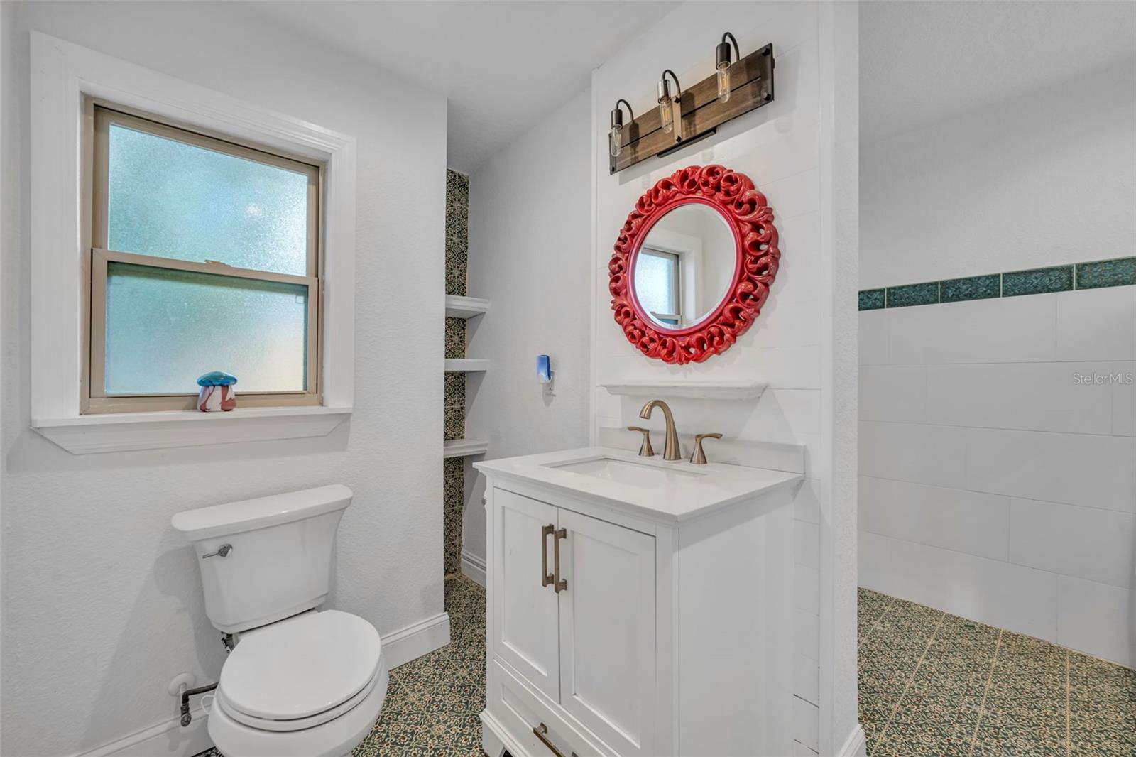Image 21 of 45 For 1611 Chestnut Avenue