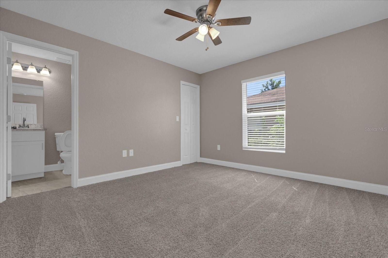 Image 19 of 21 For 324 Avenue Y Ne B