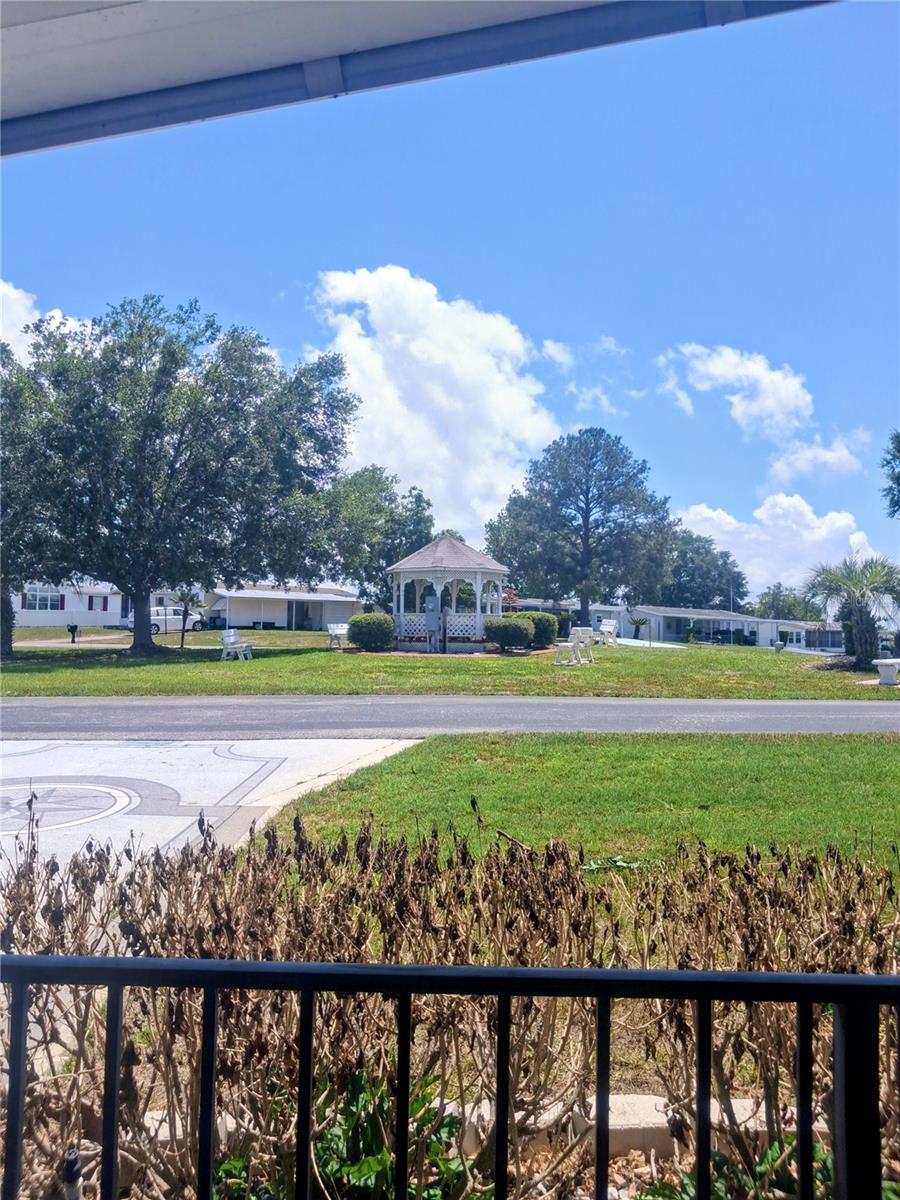 Image 6 of 39 For 16569 96th Avenue
