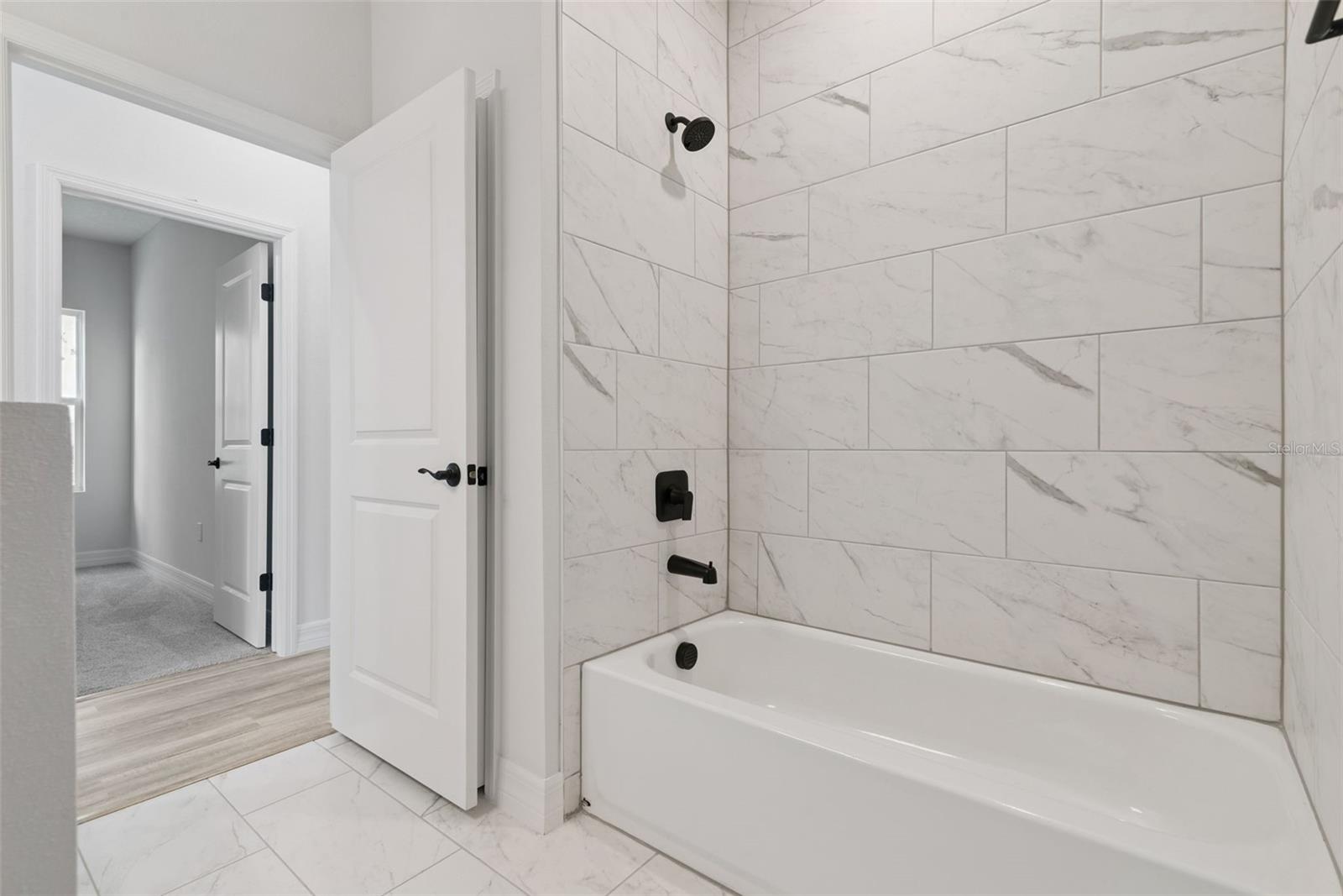Image 11 of 20 For 7077 131st Loop