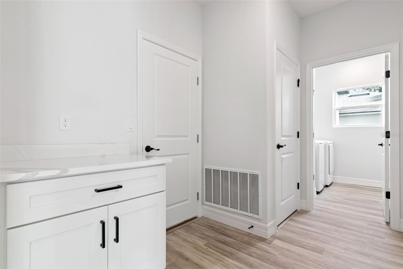 Image 16 of 20 For 7077 131st Loop