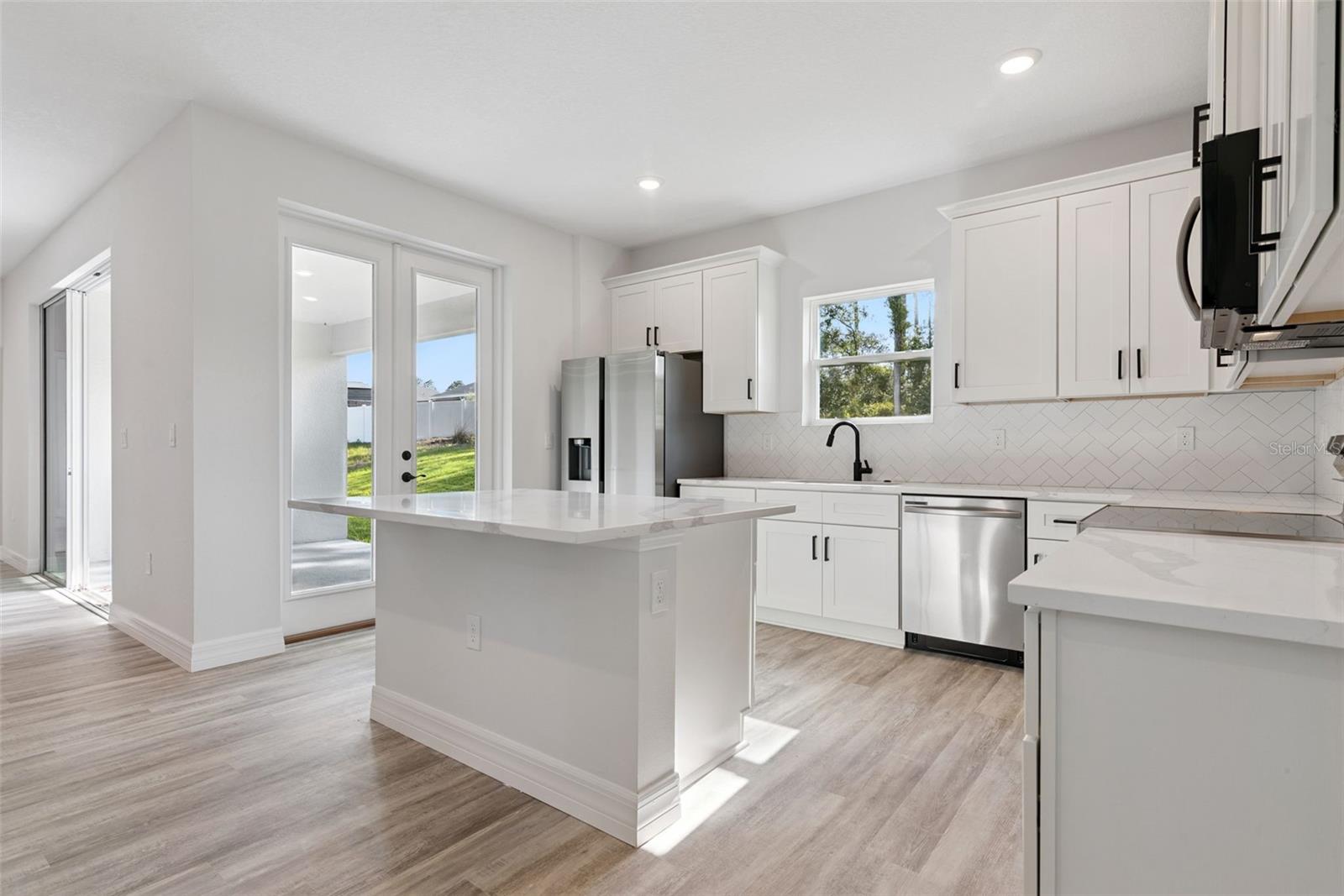 Image 4 of 20 For 7077 131st Loop