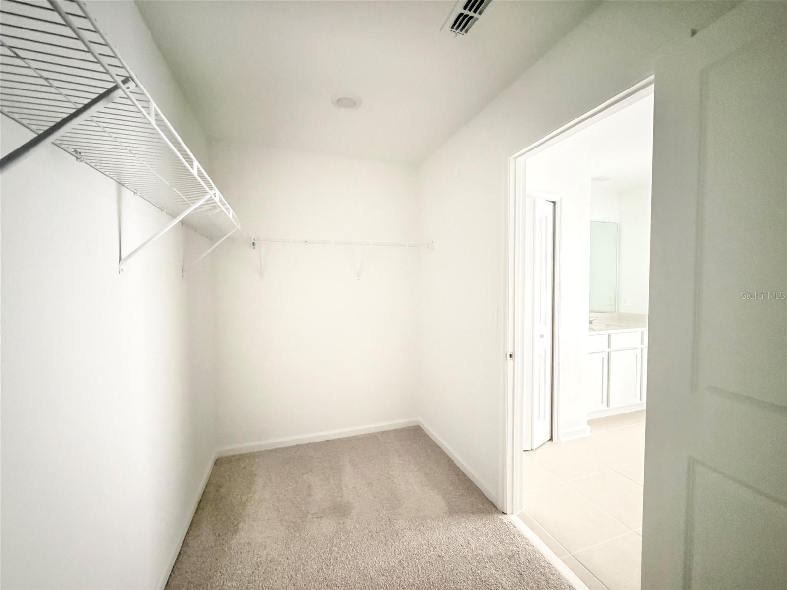 Listing photo id 18 for 368 Kayden Cove