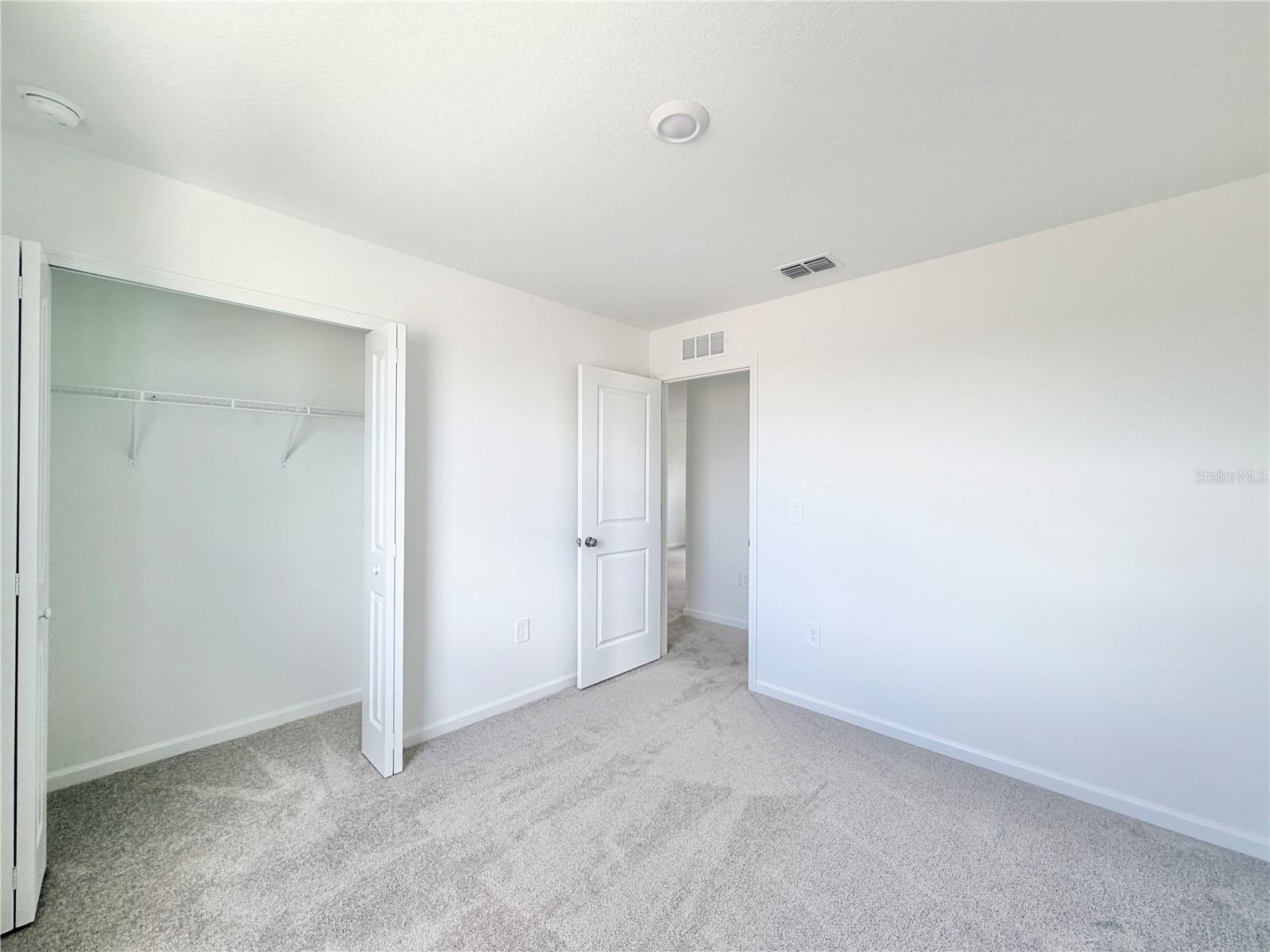 Listing photo id 26 for 368 Kayden Cove