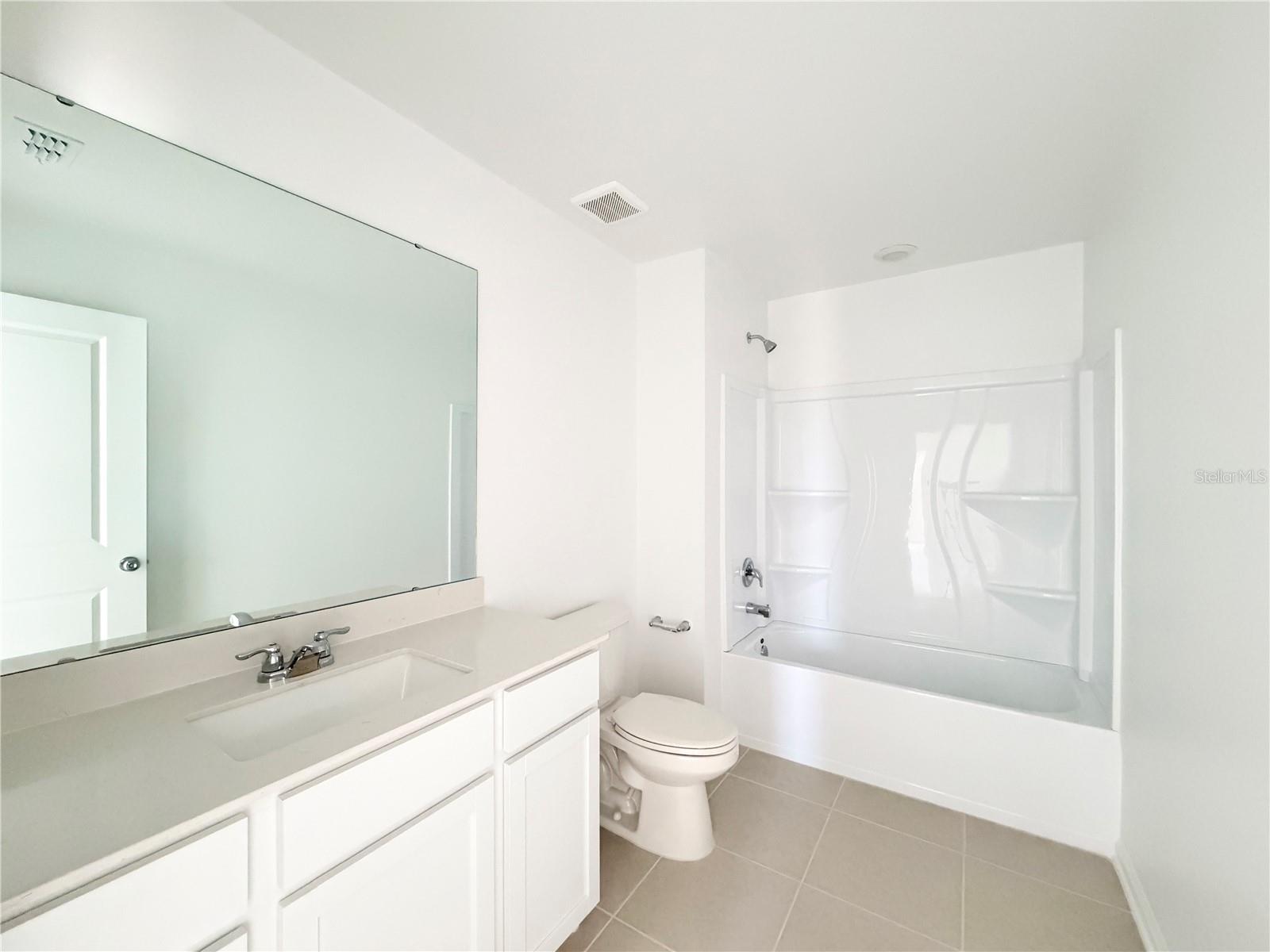 Listing photo id 27 for 368 Kayden Cove